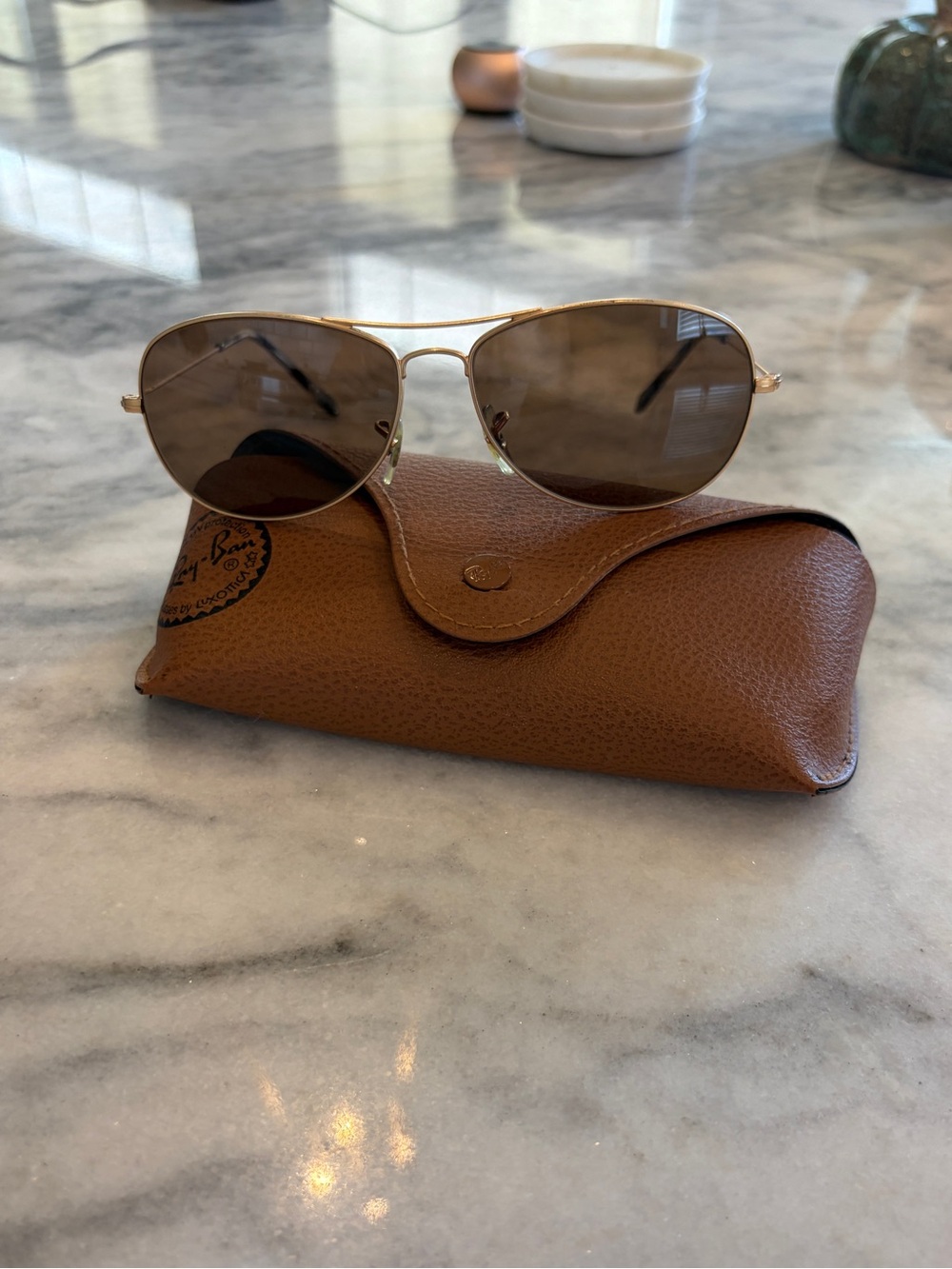 Ray-Ban Gold Frame Brown Lens Pilot Sunglasses